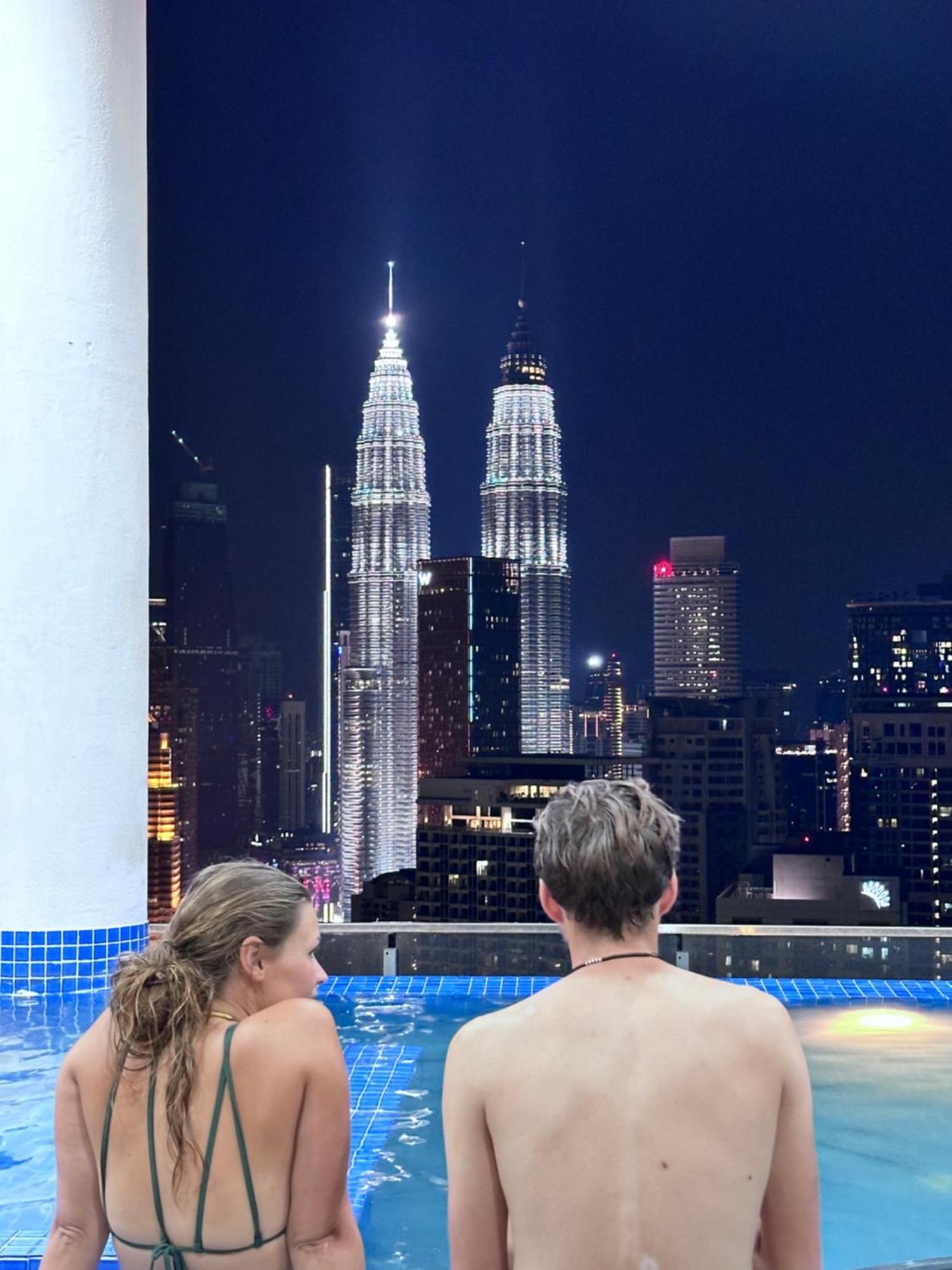 Apartmán The Luxe Infinitum Klcc By Sahara Kuala Lumpur Exteriér fotografie
