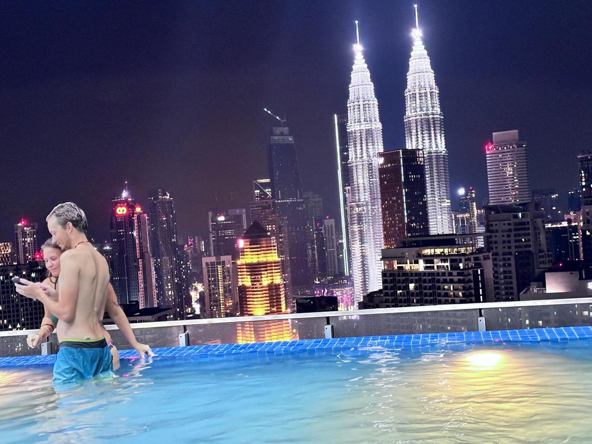 Apartmán The Luxe Infinitum Klcc By Sahara Kuala Lumpur Exteriér fotografie