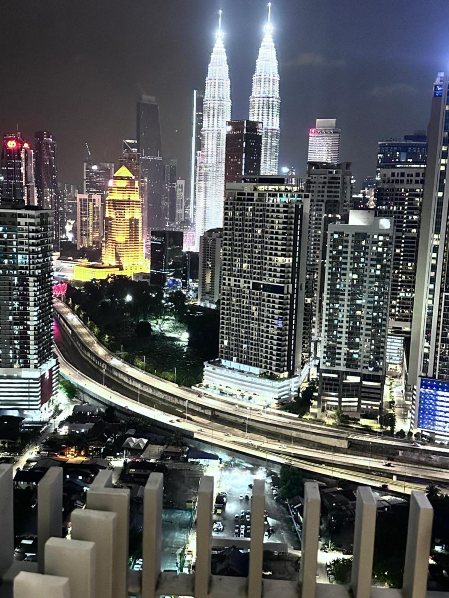Apartmán The Luxe Infinitum Klcc By Sahara Kuala Lumpur Exteriér fotografie