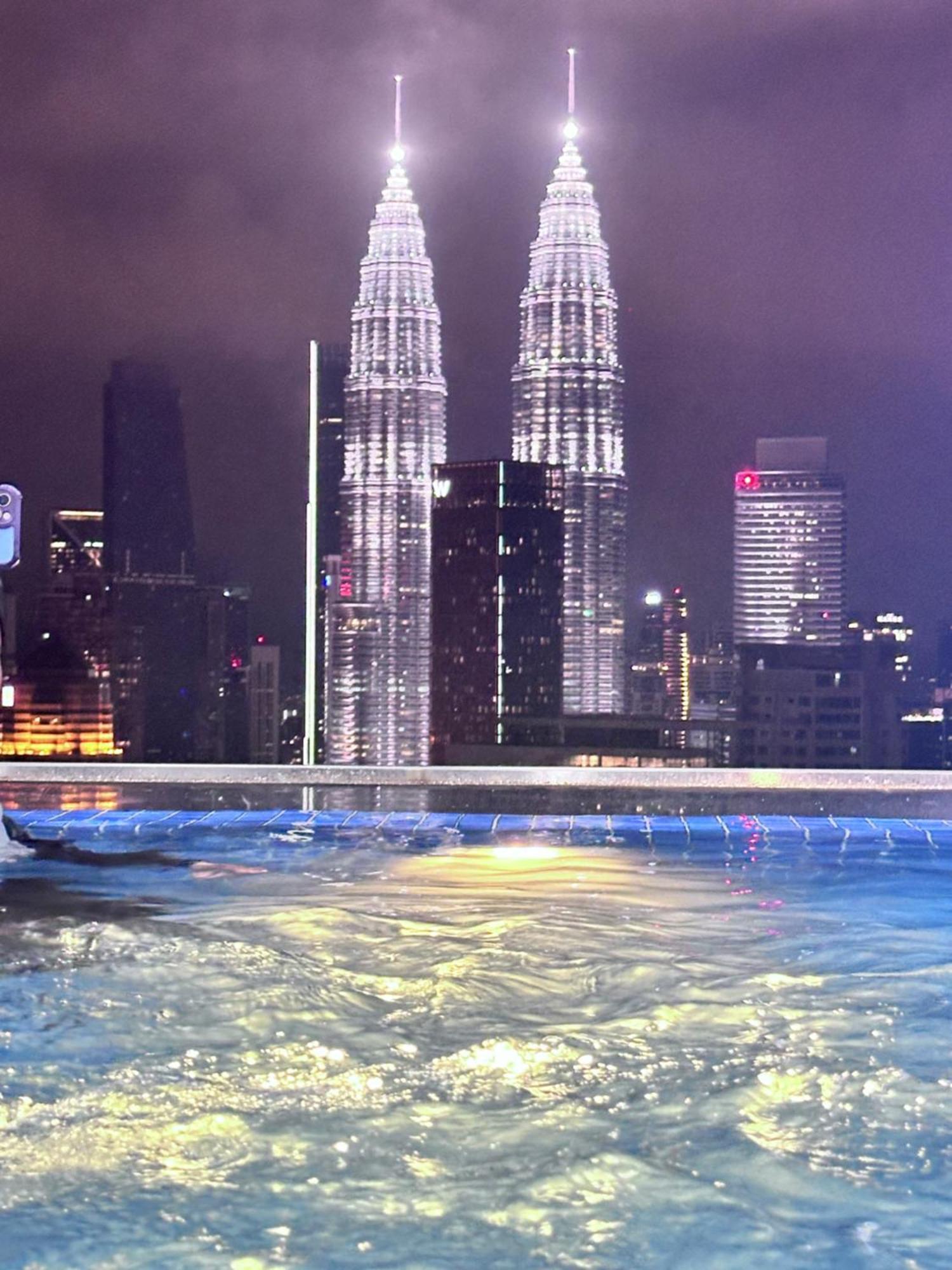 Apartmán The Luxe Infinitum Klcc By Sahara Kuala Lumpur Exteriér fotografie